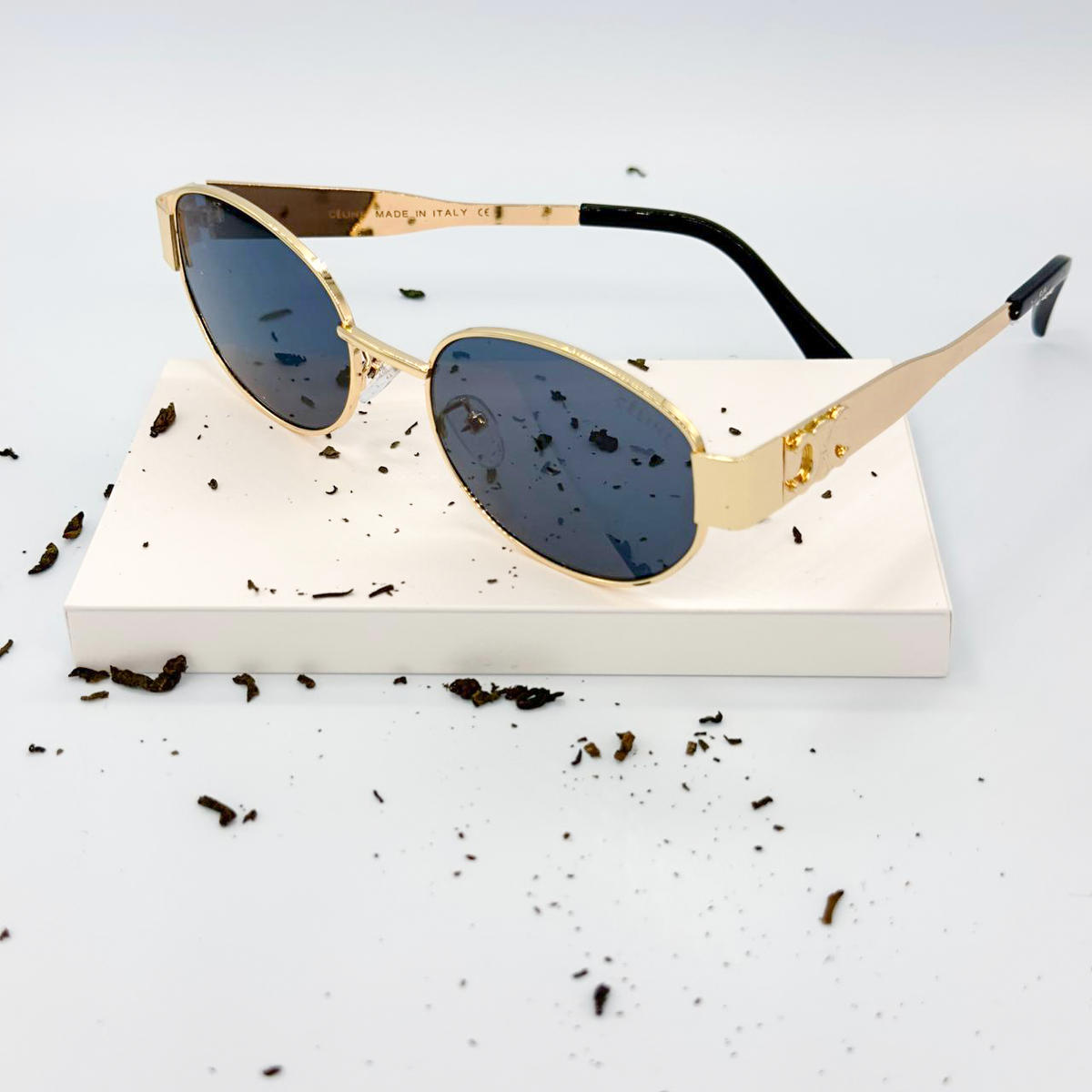 Lunettes de soleil Fammes : CELINE Gold/Noir